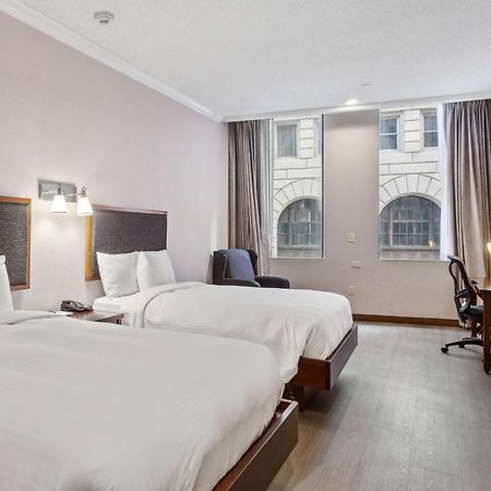 Отель Wyndham Garden Baronne Plaza Новый Орлеан Экстерьер фото